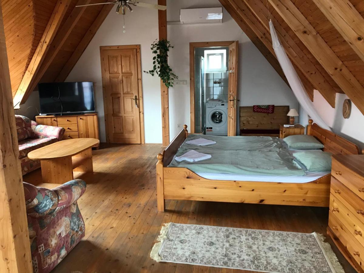 Rozsa Porta Villa Vonyarcvashegy Buitenkant foto